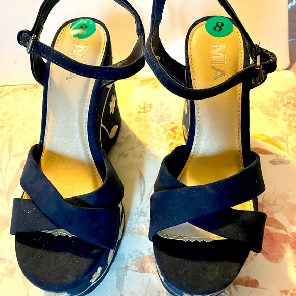 NAVY BLUE SUEDE EMBROIDERED PLATFORM SHOES W TIE BUCKLE 3”PLATFORMS N 5” HEELS - Picture 3 of 16